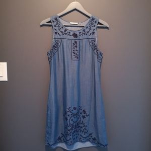 Dex tencel dress with embroidery